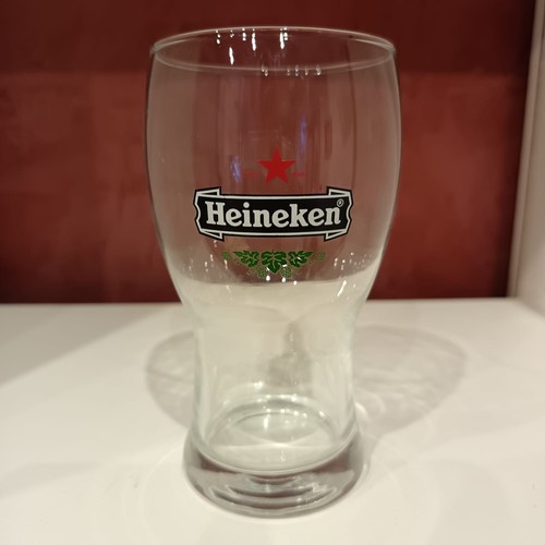 Bicchiere birra heineken - birra, pinta